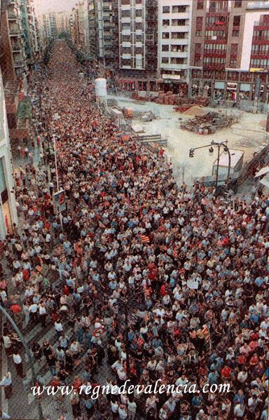 Archiu:Manifestació 1997-1.jpg