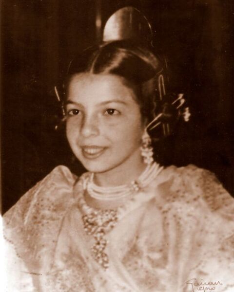 Archiu:FMIV - 1975.jpg