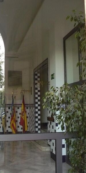 Archiu:Casa Caridad Valencia 01.jpg