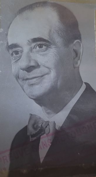 Archiu:Eduartb5.jpg
